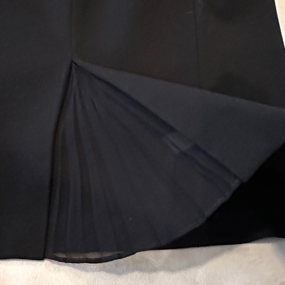 Ann Taylor Classic Black Pencil Skirt - Picture 4 of 9